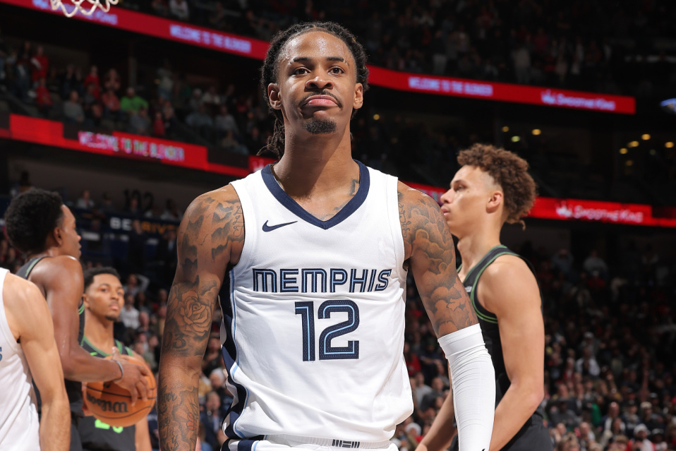  莫兰特禁赛归来率队击败开拓者  