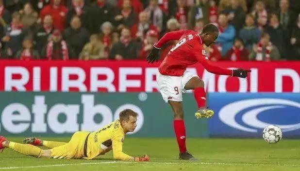  科隆保级关键战告捷，逃离德甲降级区泥潭