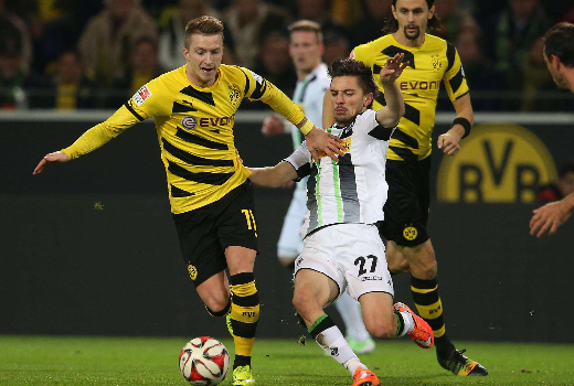  帕德博恩升班马表现抢眼, 首次交锋战平传统豪门  