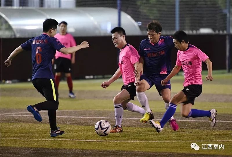  萨索洛进攻多点开花,团队足球理念收获漂亮胜利